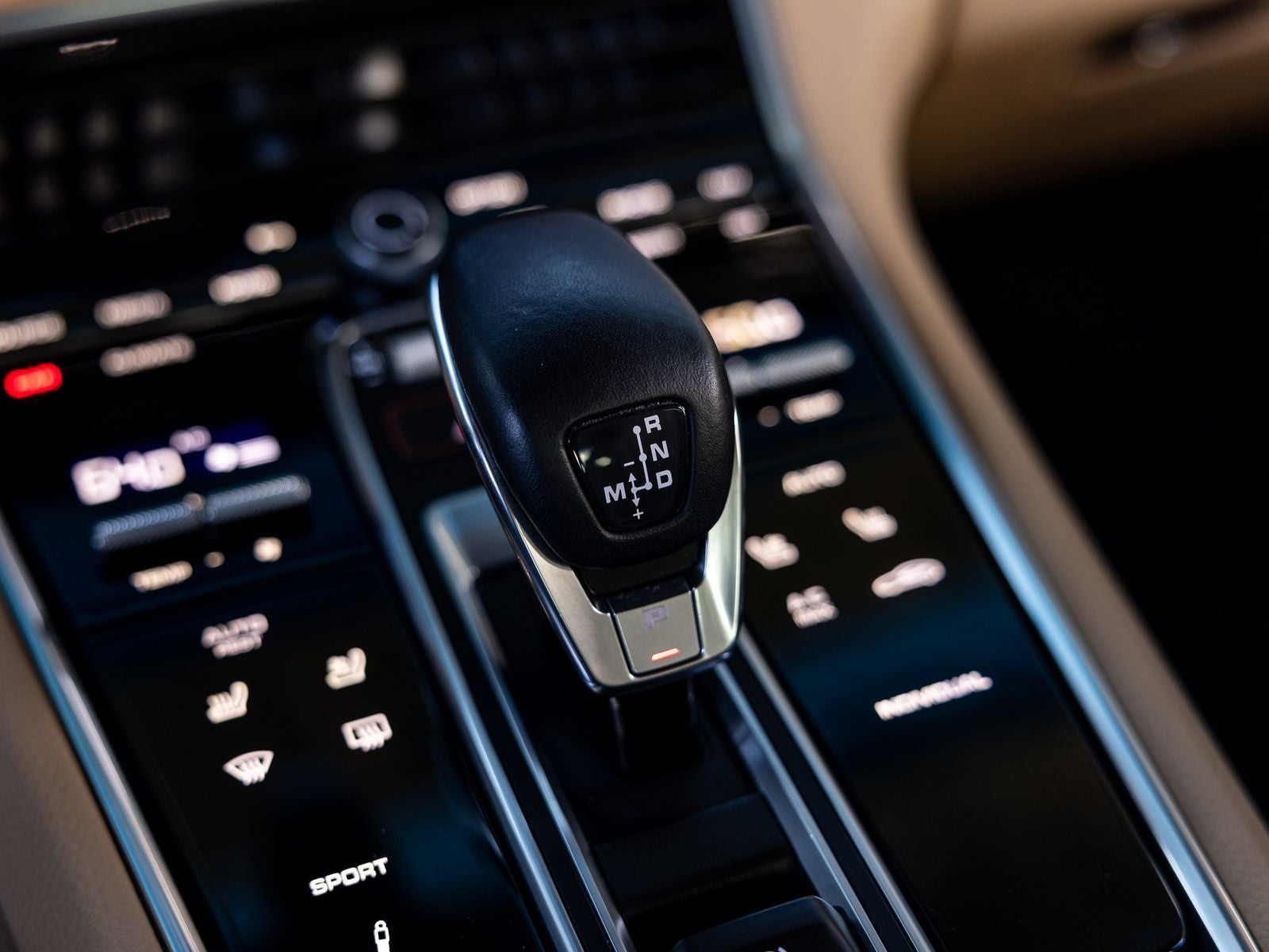 2023 Porsche Panamera Platinum Edition