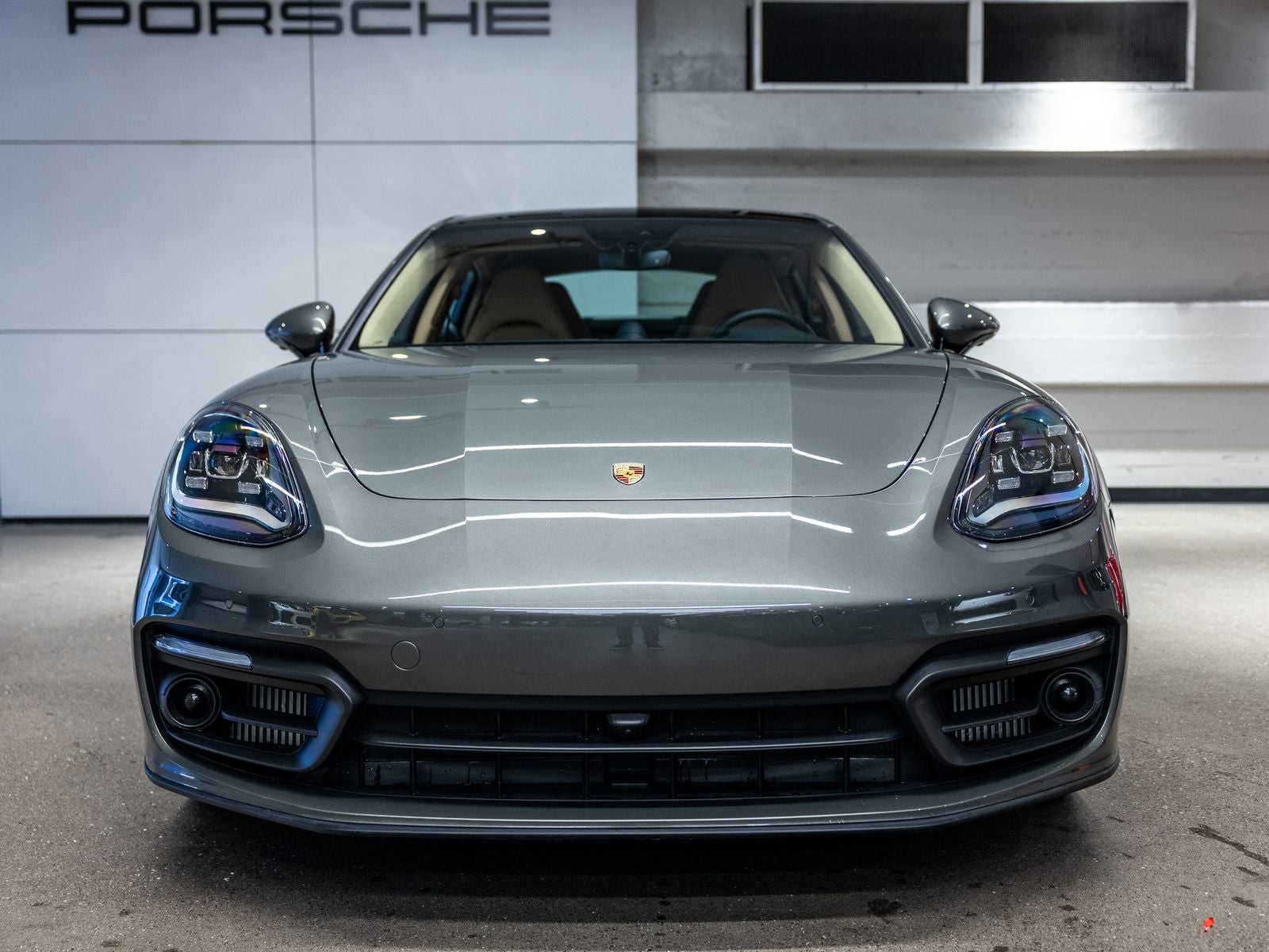 2023 Porsche Panamera Platinum Edition