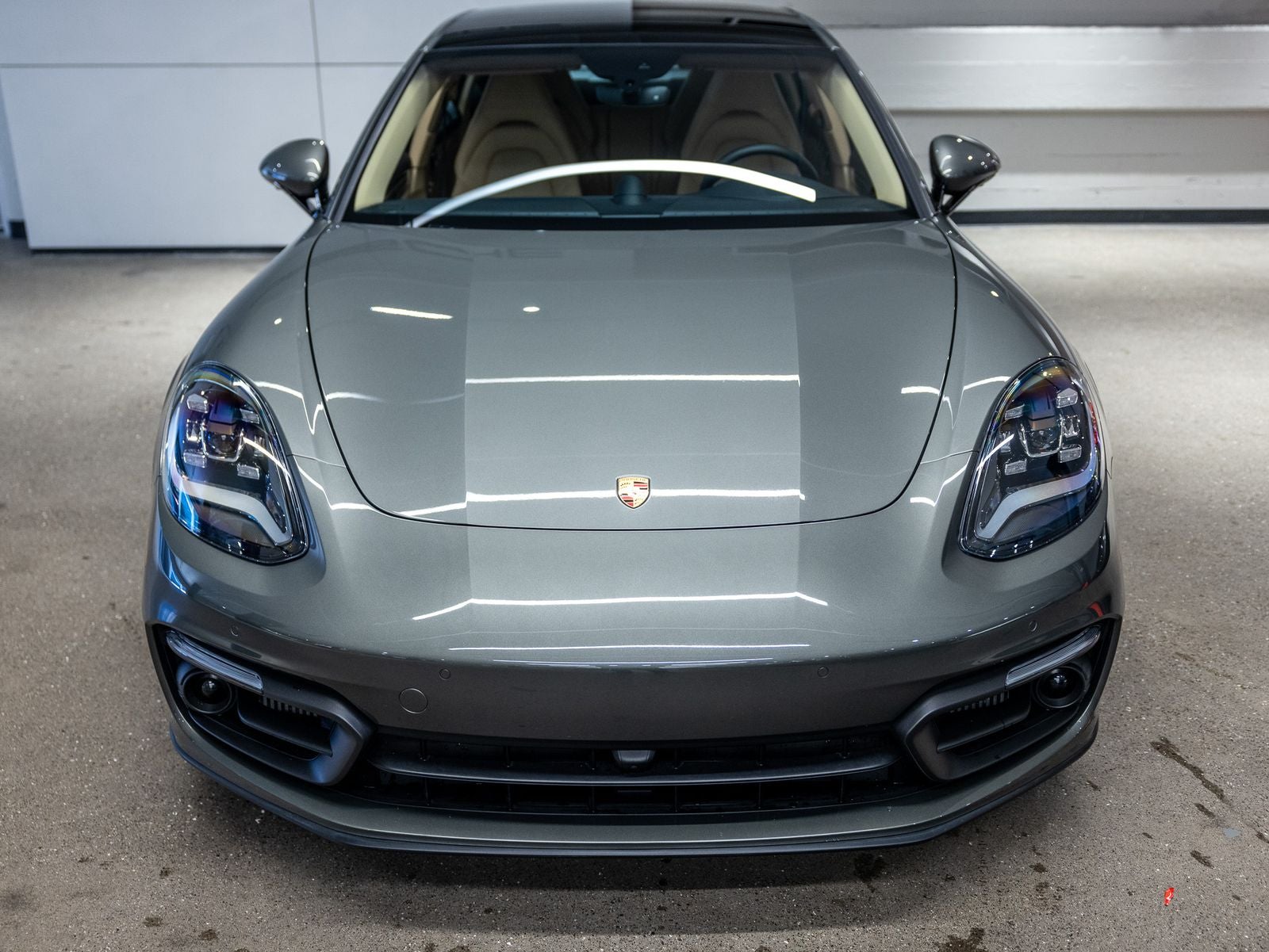 2023 Porsche Panamera Platinum Edition