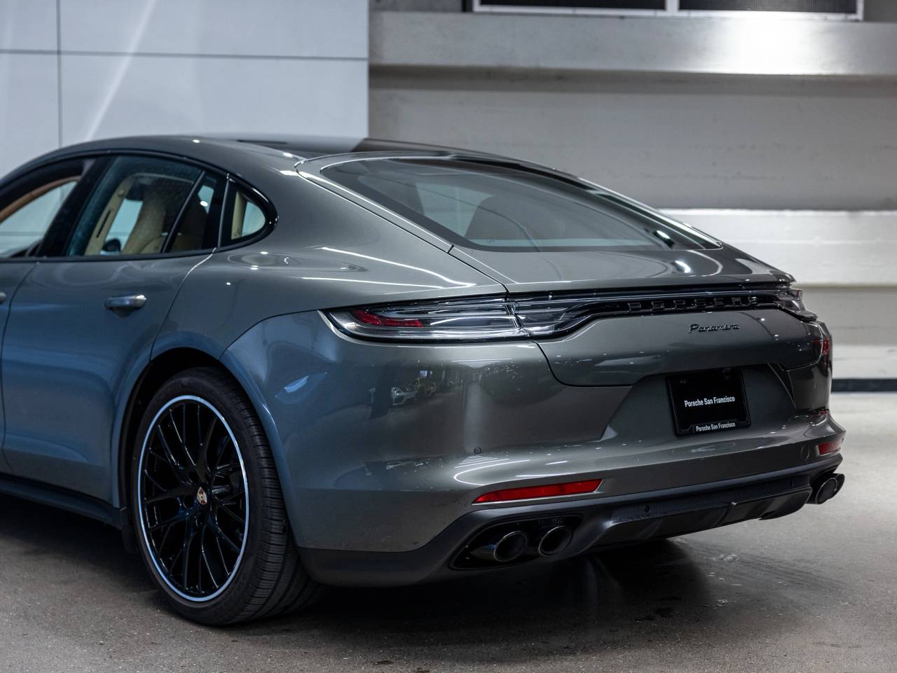 2023 Porsche Panamera Panamera Platinum Edition