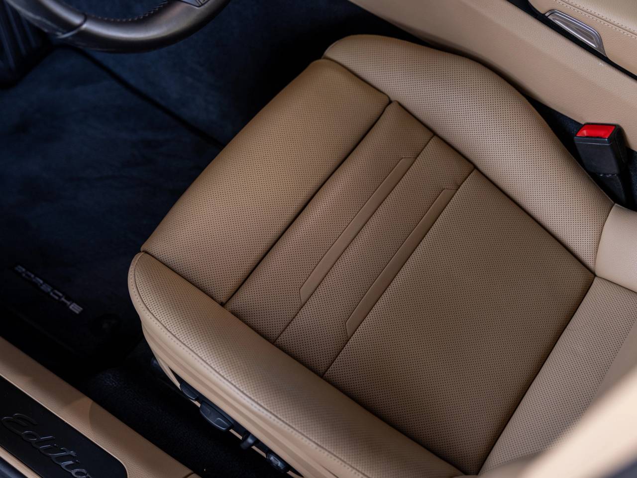 2023 Porsche Panamera Panamera Platinum Edition