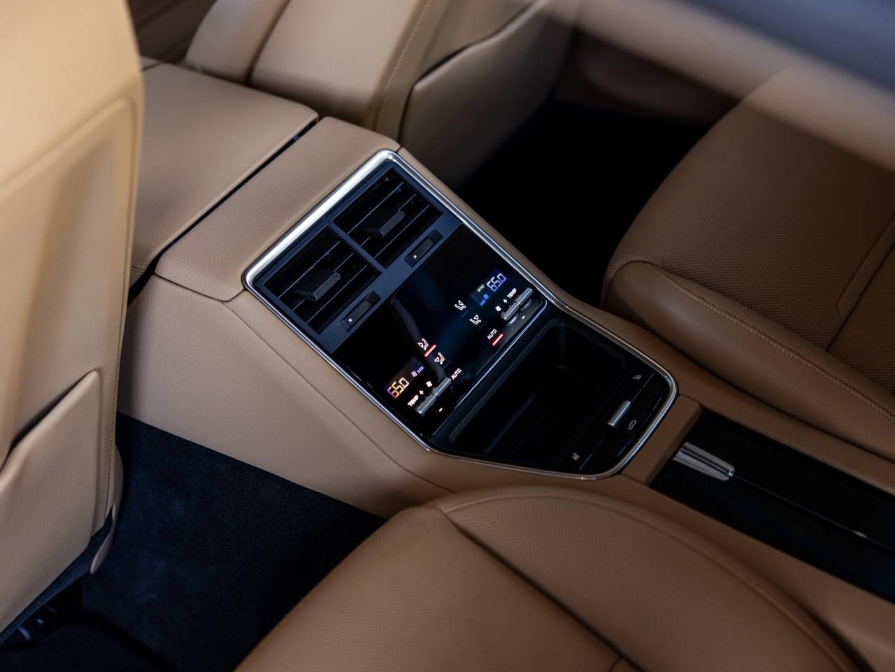 2023 Porsche Panamera Panamera Platinum Edition