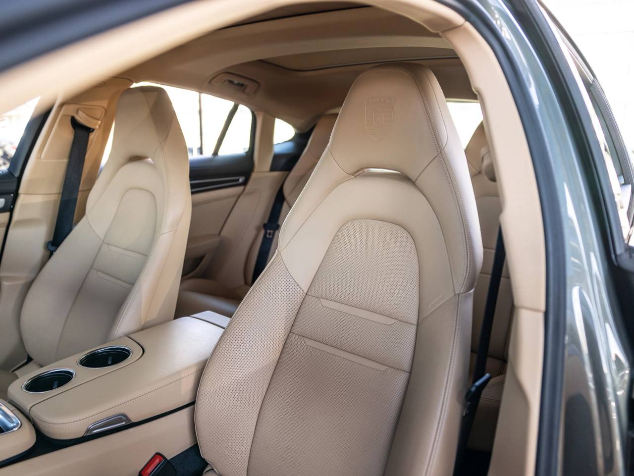 2023 Porsche Panamera Panamera Platinum Edition