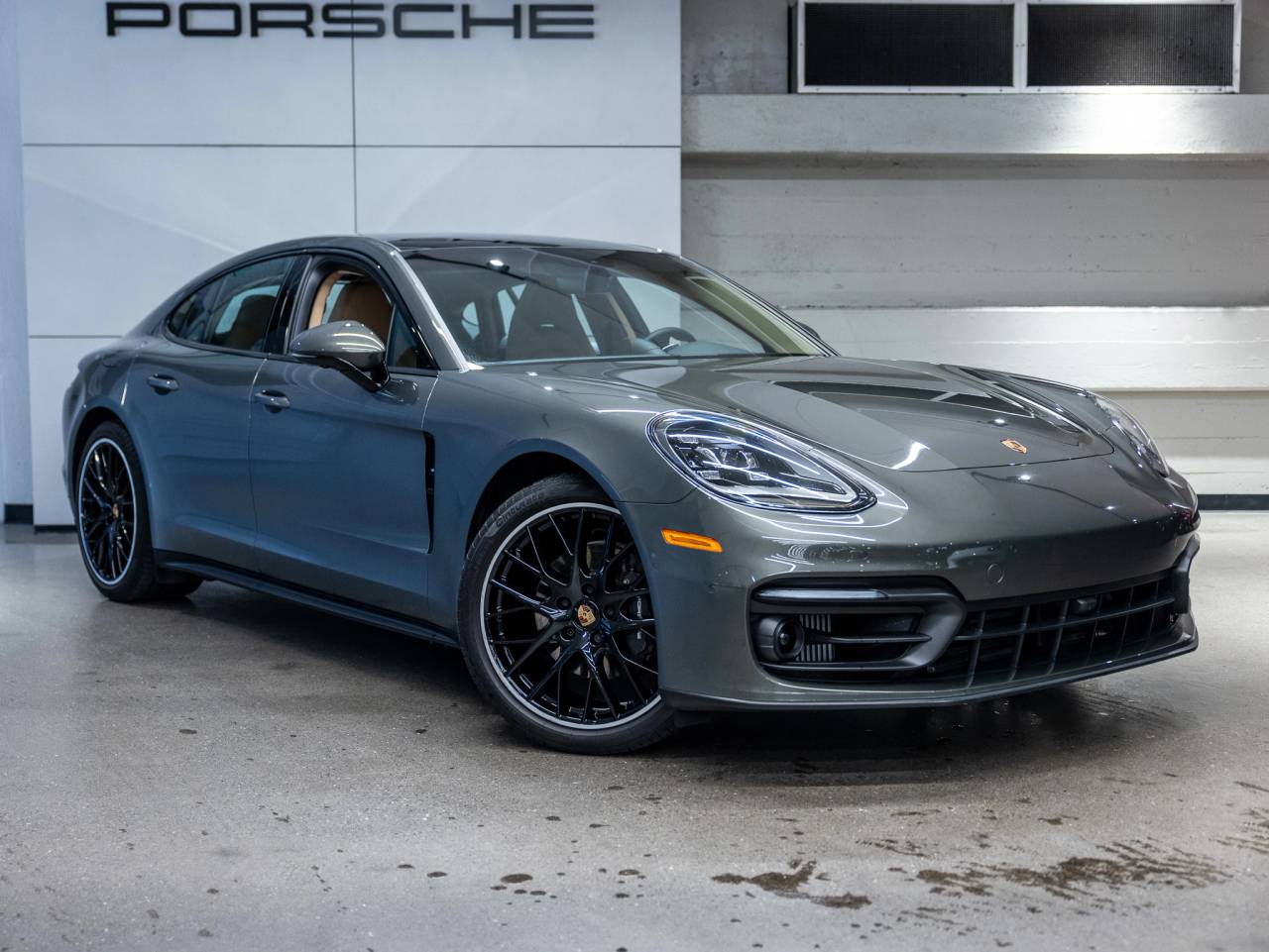 2023 Porsche Panamera Panamera Platinum Edition