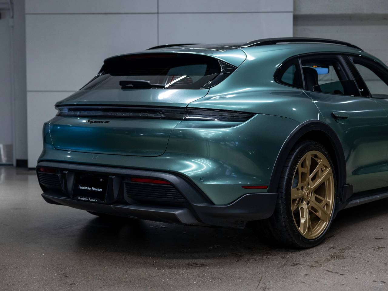 2021 Porsche Taycan Taycan 4 Cross Turismo
