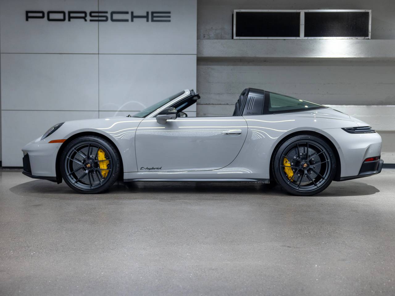2026 Porsche 911 911 Targa 4 GTS
