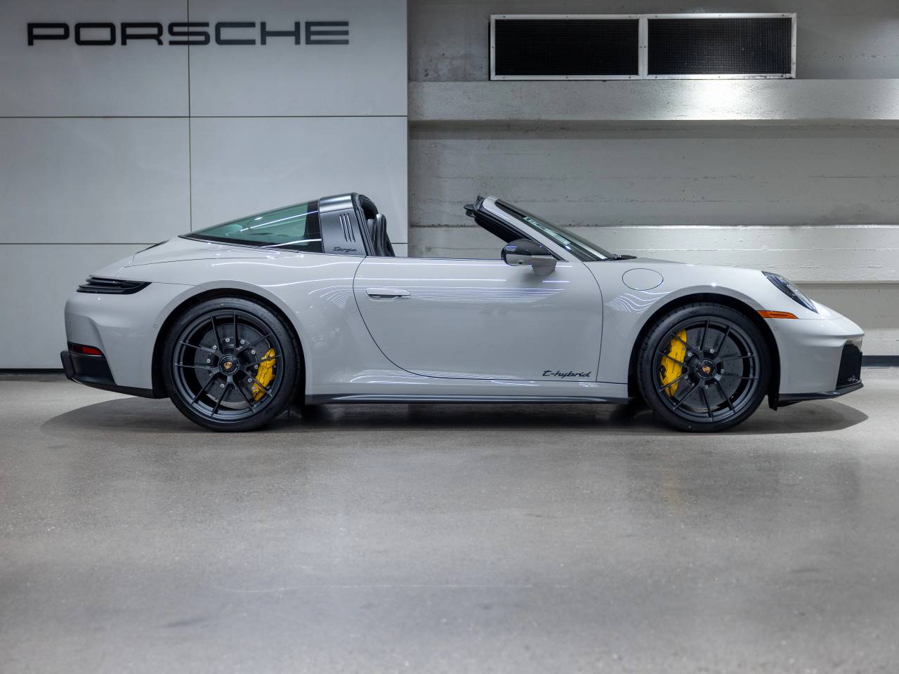 2026 Porsche 911 911 Targa 4 GTS