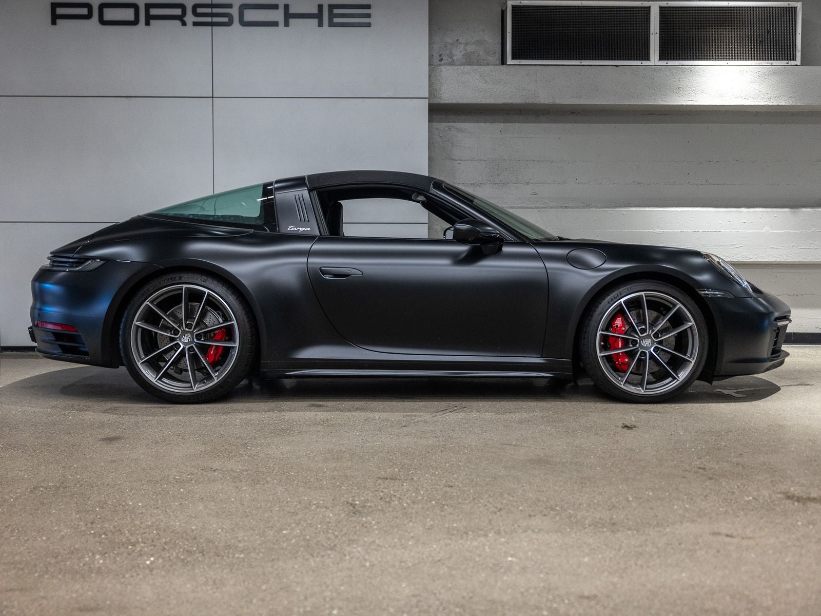 2024 Porsche 911 Targa 4S