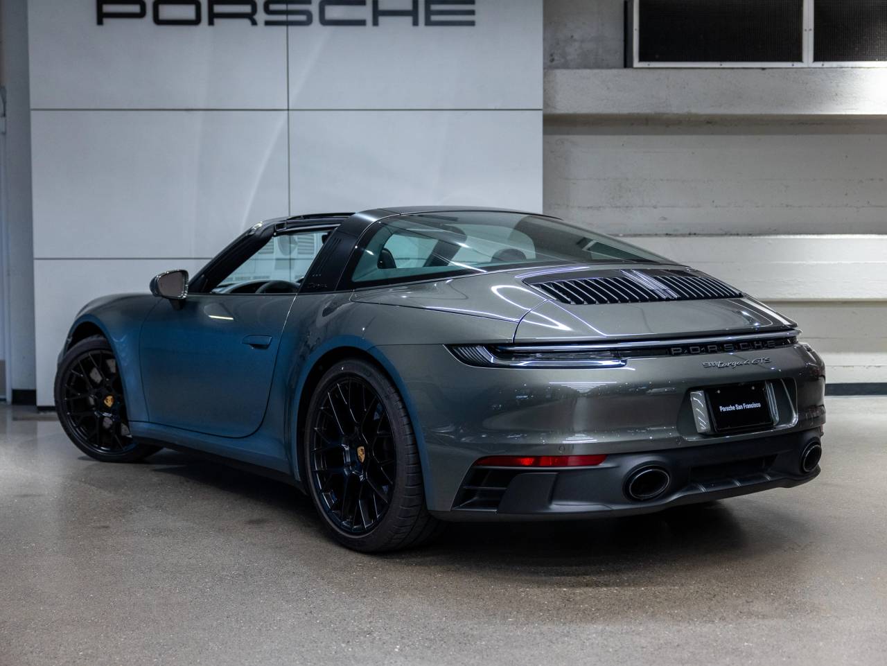 2024 Porsche 911 911 Targa 4 GTS (MY24)