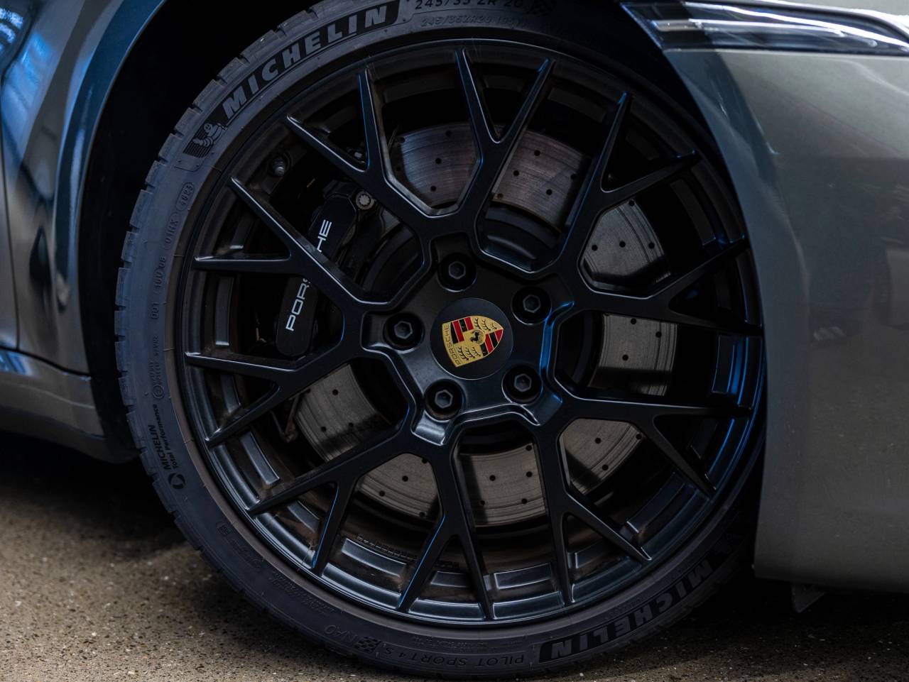 2024 Porsche 911 911 Targa 4 GTS (MY24)