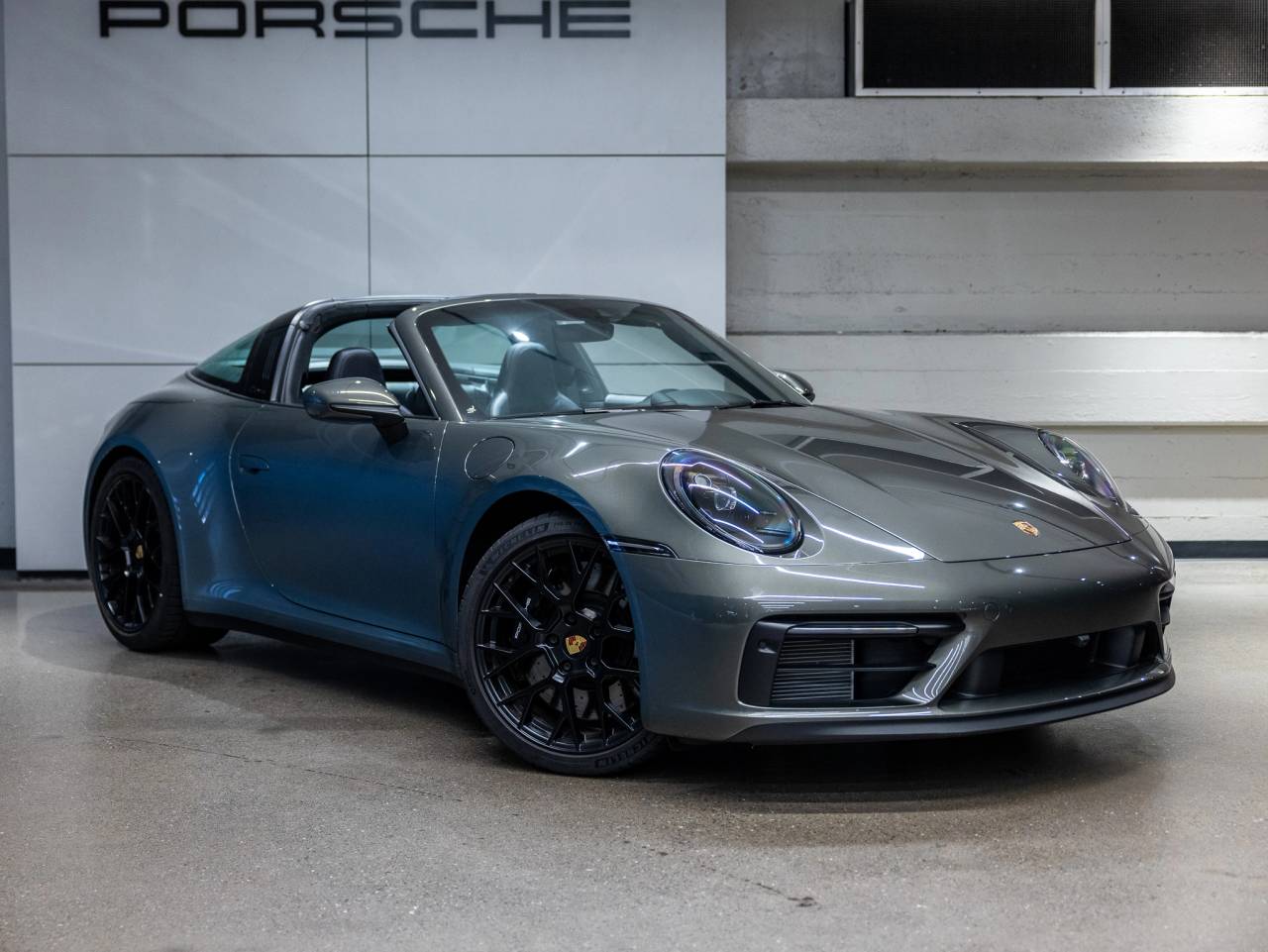 2024 Porsche 911 911 Targa 4 GTS (MY24)