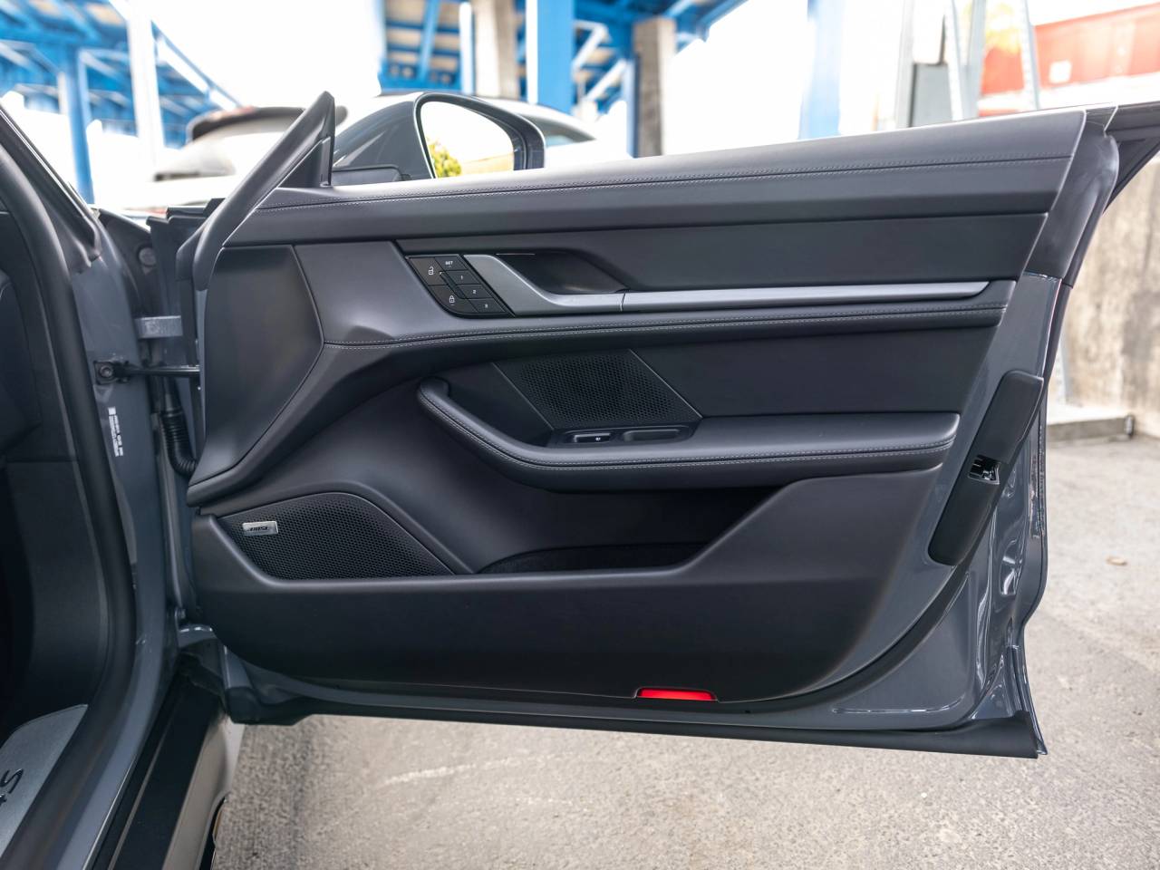 2026 Porsche Taycan Taycan 4S Cross Turismo