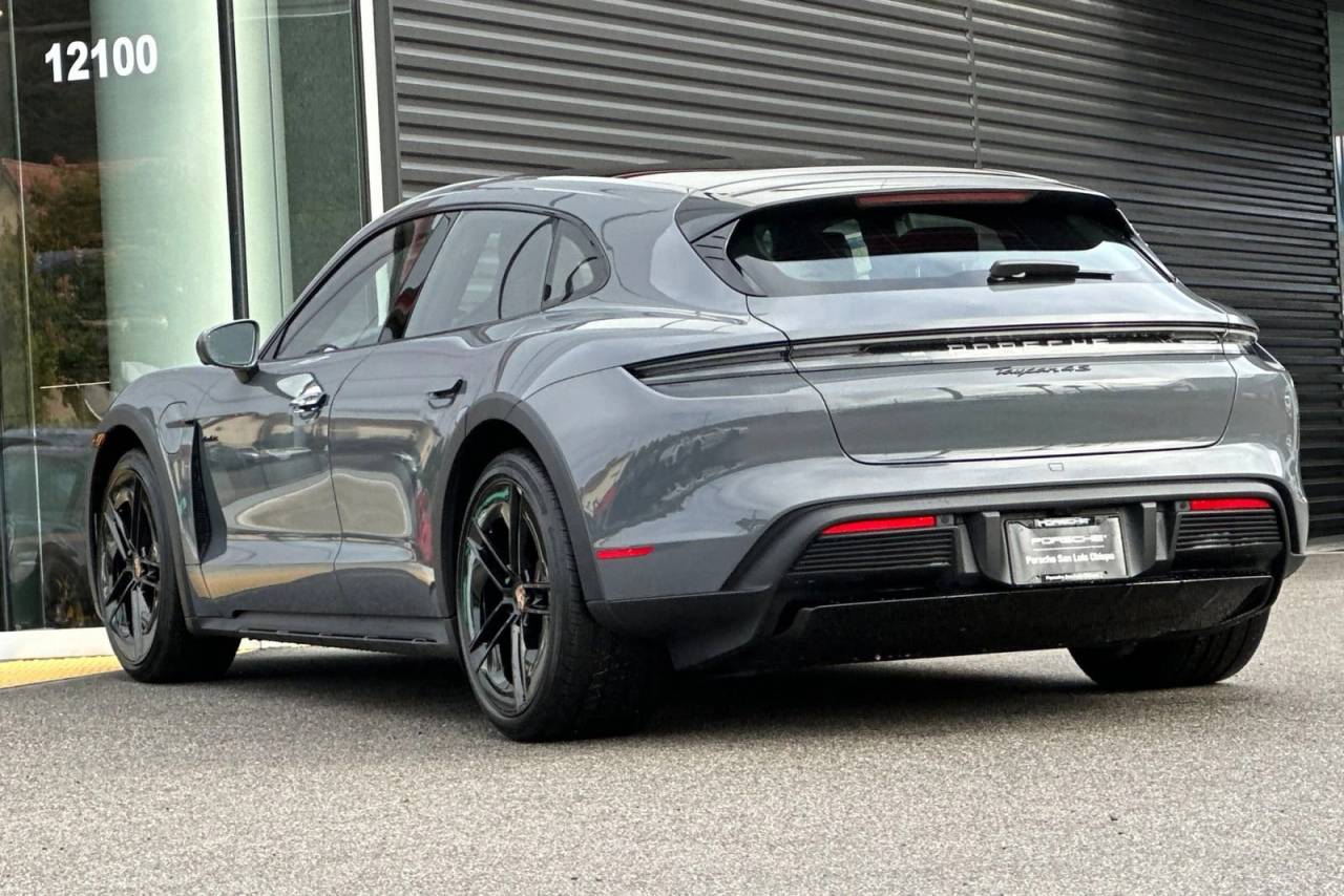 2026 Porsche Taycan Taycan 4S Cross Turismo