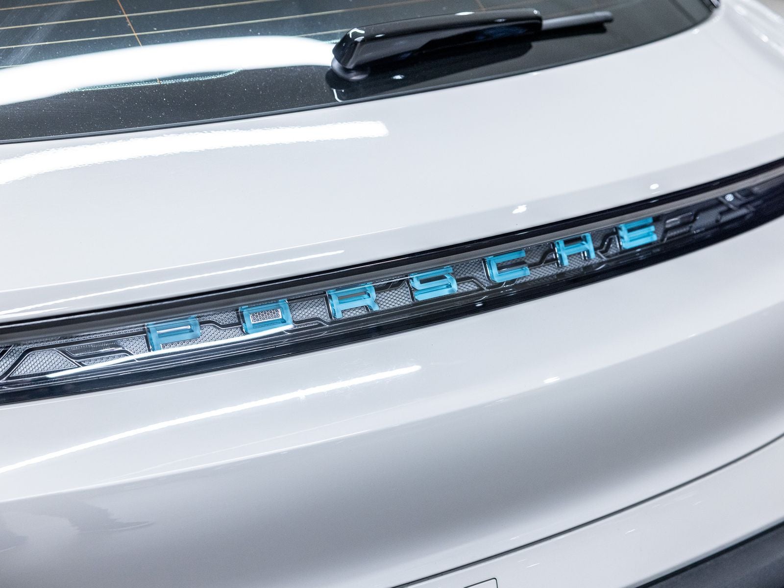 2024 Porsche Taycan Taycan 4S Cross Turismo (MY24)