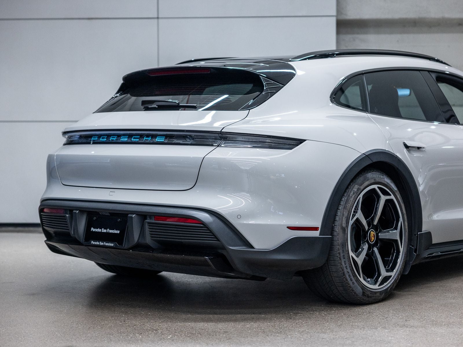 2024 Porsche Taycan Taycan 4S Cross Turismo (MY24)