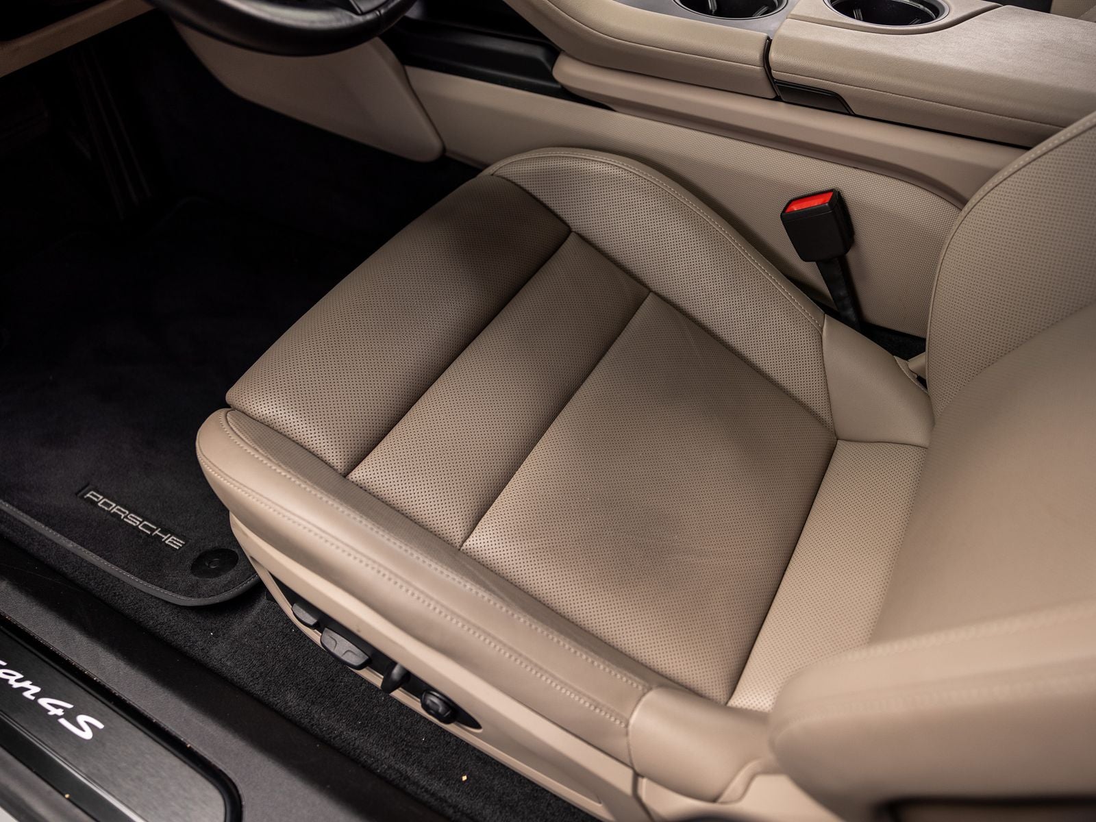 2024 Porsche Taycan Taycan 4S Cross Turismo (MY24)