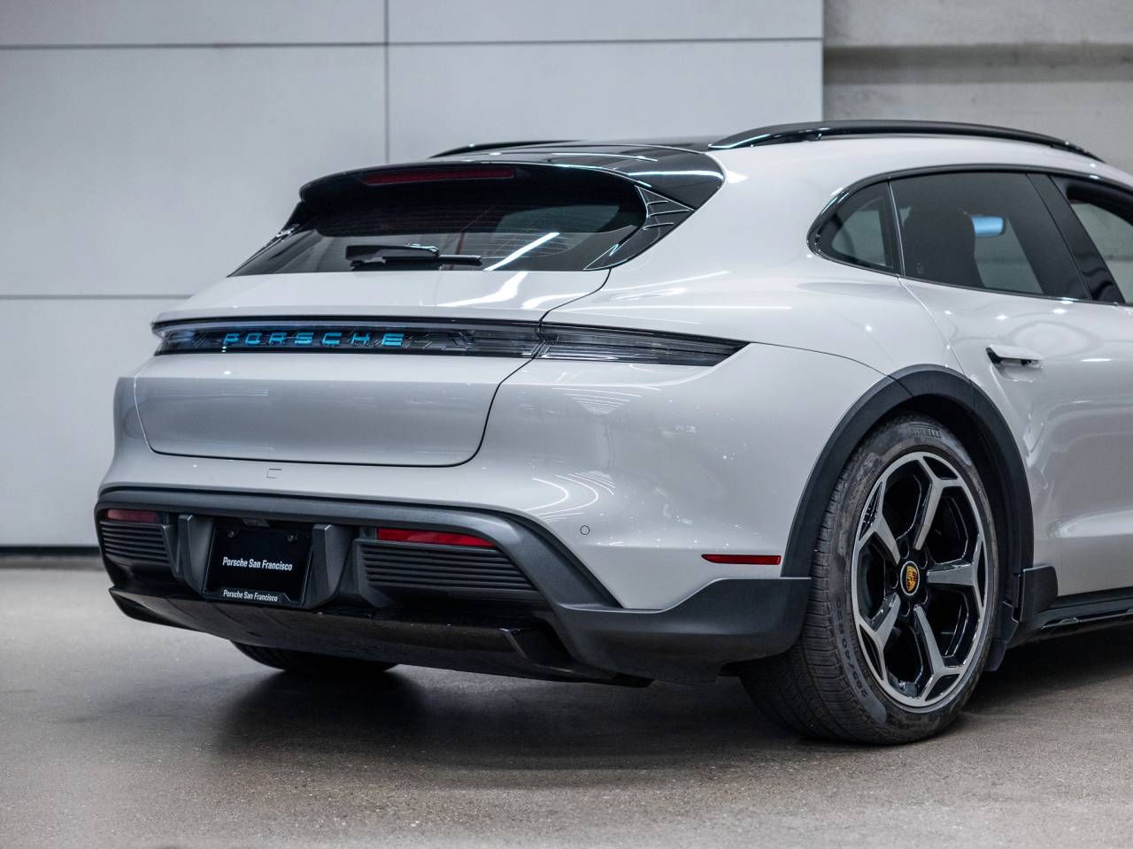 2024 Porsche Taycan Taycan 4S Cross Turismo