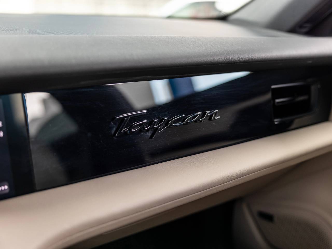 2024 Porsche Taycan Taycan 4S Cross Turismo