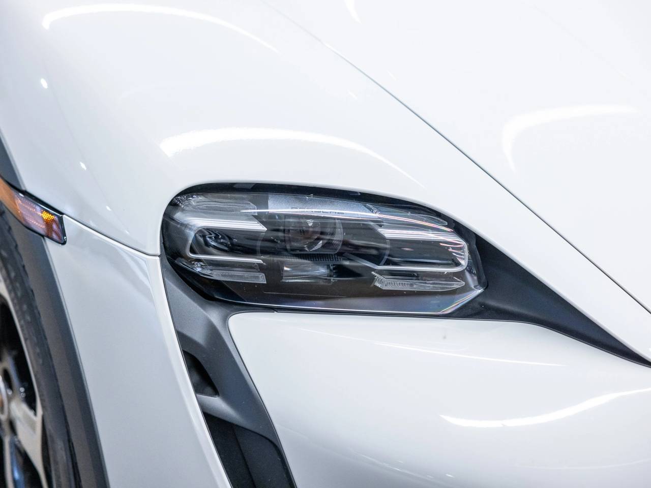 2024 Porsche Taycan Taycan 4S Cross Turismo
