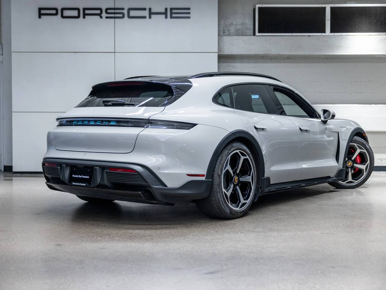 2024 Porsche Taycan Taycan 4S Cross Turismo (MY24)