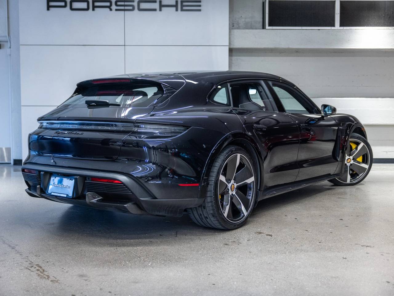 2023 Porsche Taycan Turbo S Cross Turismo