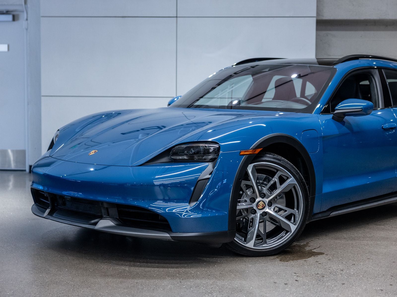 2023 Porsche Taycan Taycan Turbo Cross Turismo (MY23)