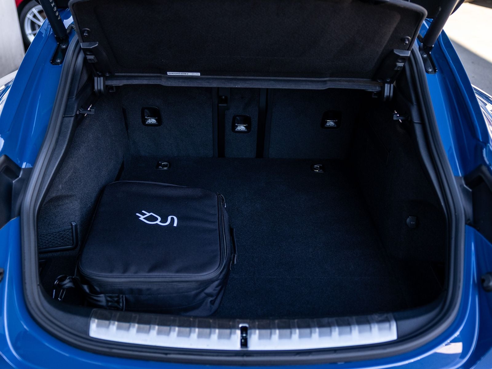 2023 Porsche Taycan Taycan Turbo Cross Turismo (MY23)