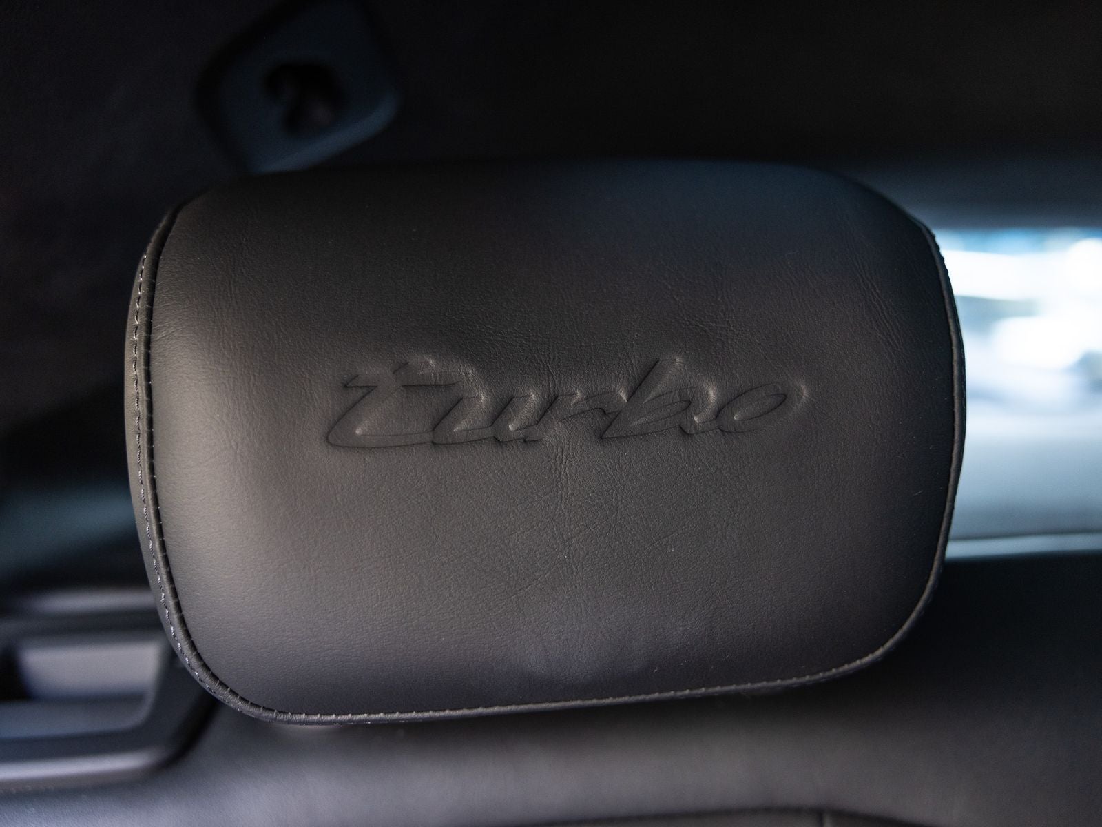 2023 Porsche Taycan Taycan Turbo Cross Turismo (MY23)