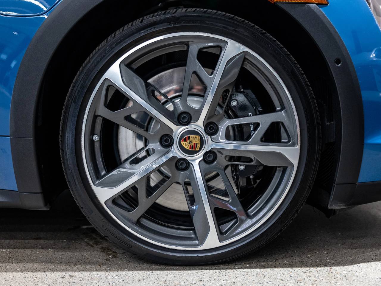 2023 Porsche Taycan Taycan Turbo Cross Turismo (MY23)