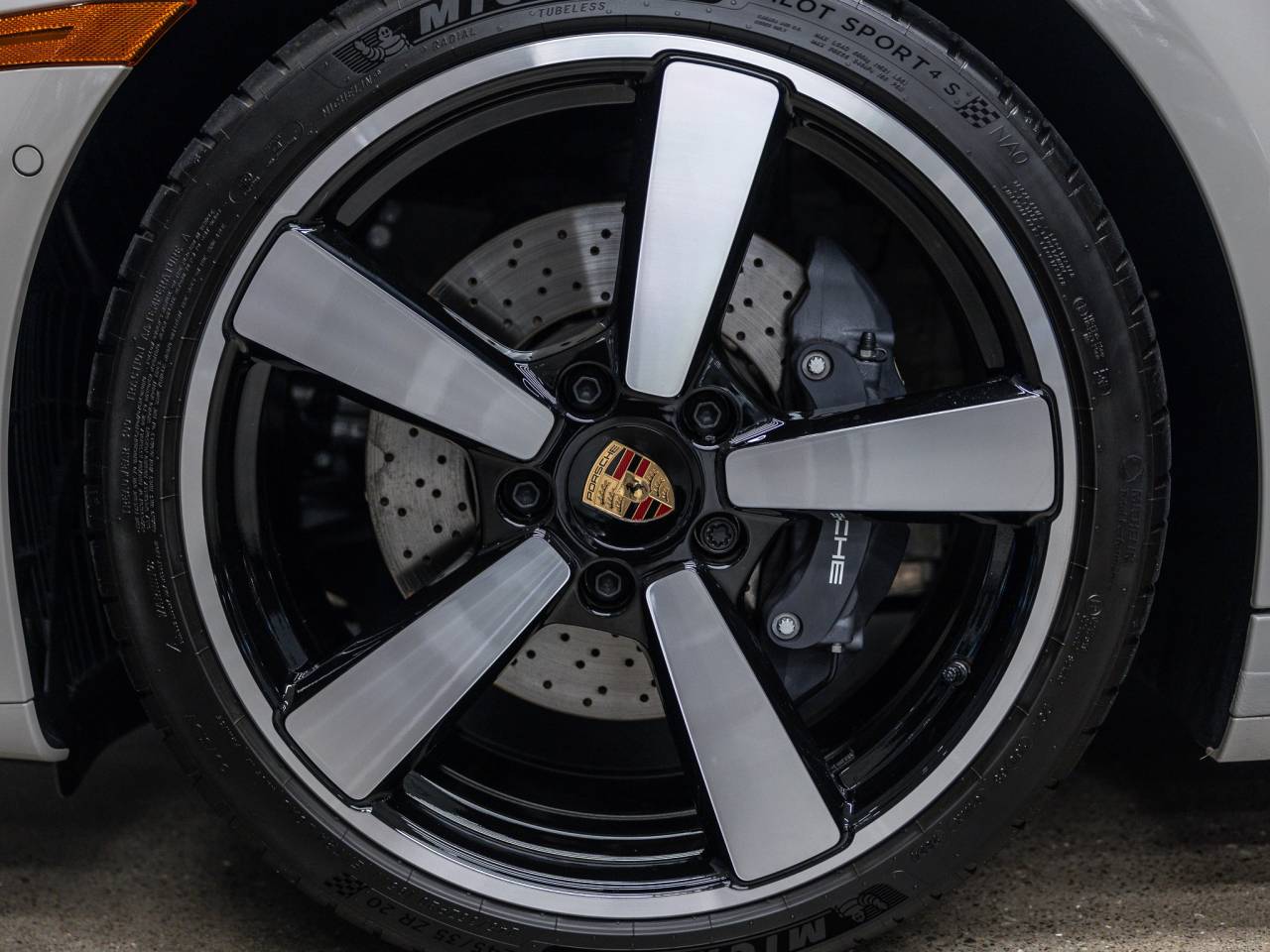 2025 Porsche 911 911 Carrera Cabriolet