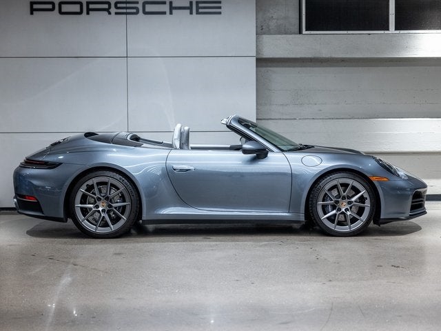 2025 Porsche 911 911 Carrera Cabriolet