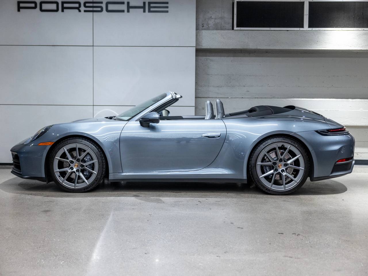 2025 Porsche 911 911 Carrera Cabriolet
