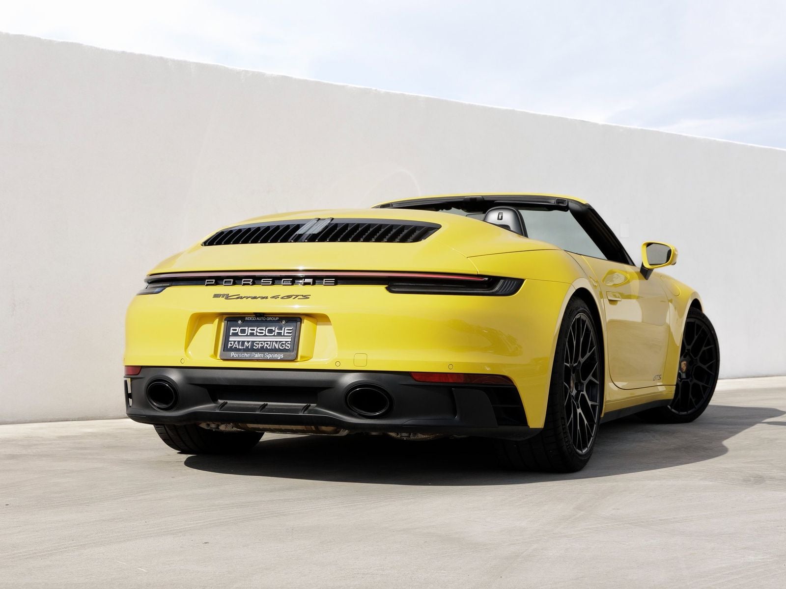 2023 Porsche 911 Carrera 4 GTS