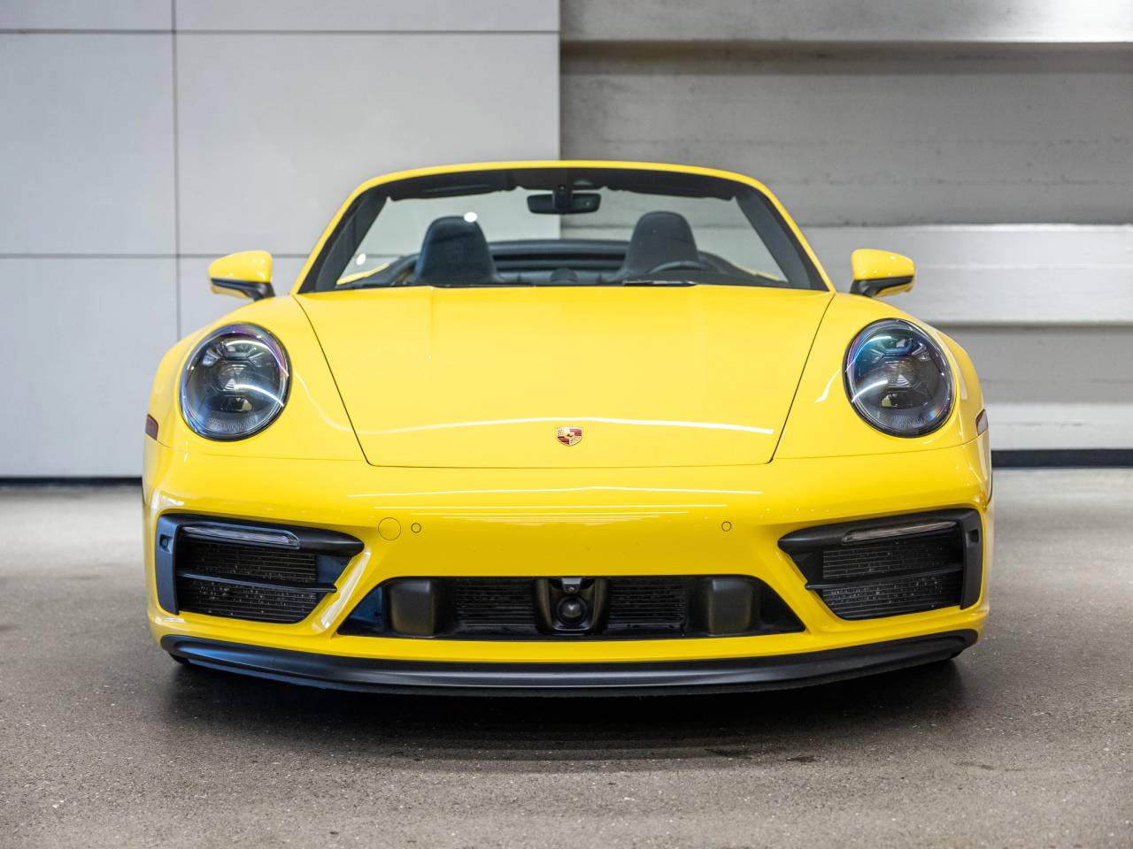 2023 Porsche 911 Carrera 4 GTS Cabriolet