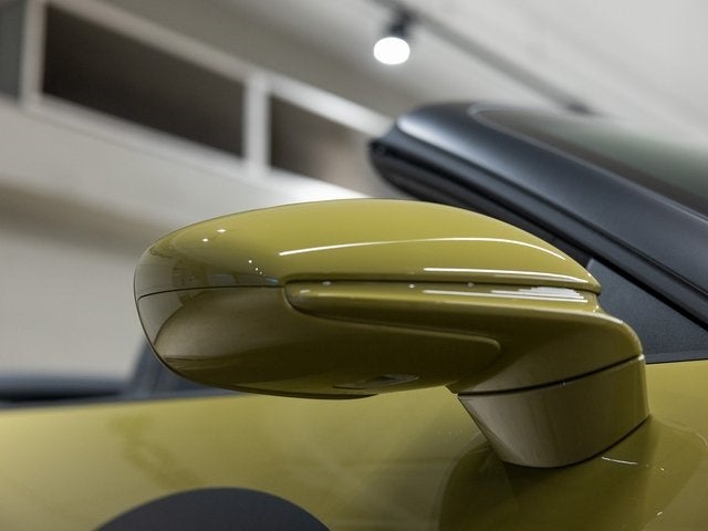 2026 Porsche 911 Carrera 4 GTS