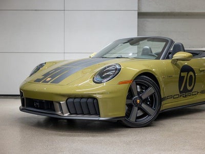 2026 Porsche 911 Carrera 4 GTS