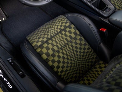 2026 Porsche 911 Carrera 4 GTS