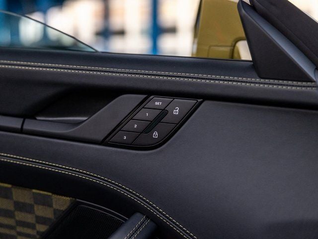 2026 Porsche 911 Carrera 4 GTS