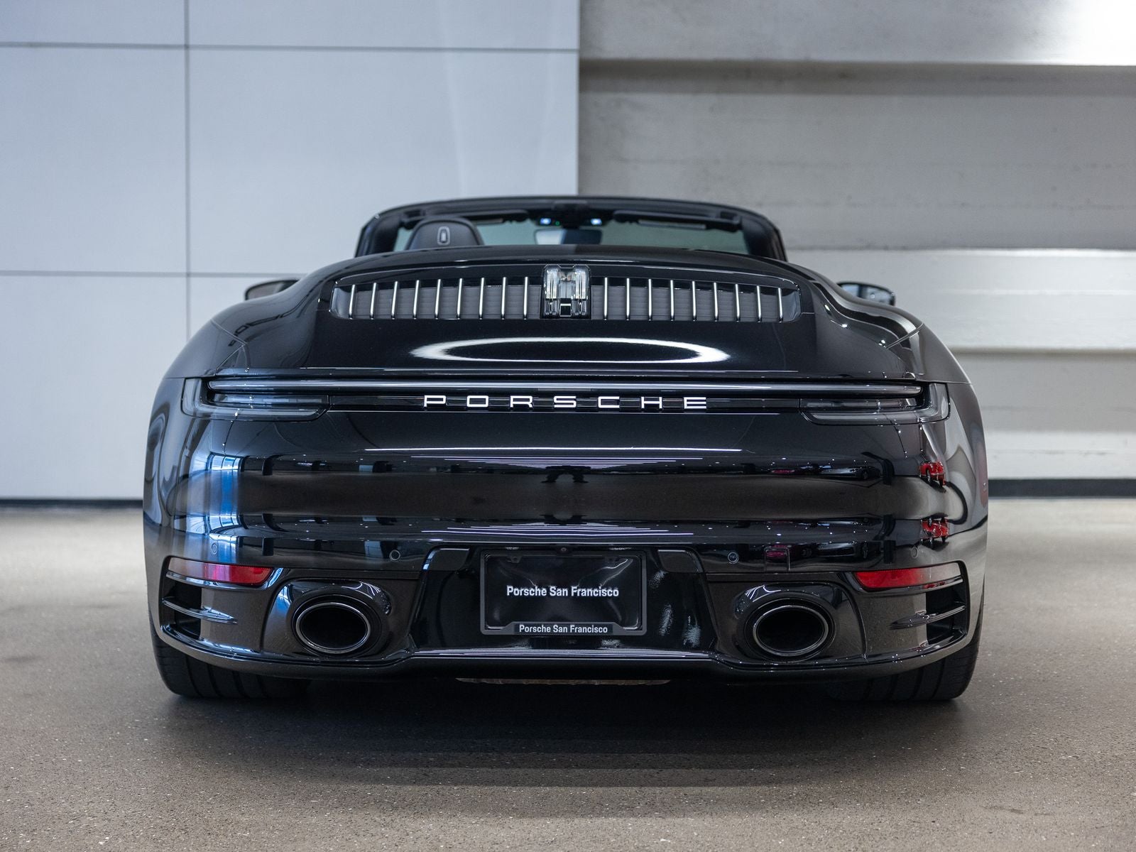 2020 Porsche 911 Carrera 4S Cabriolet