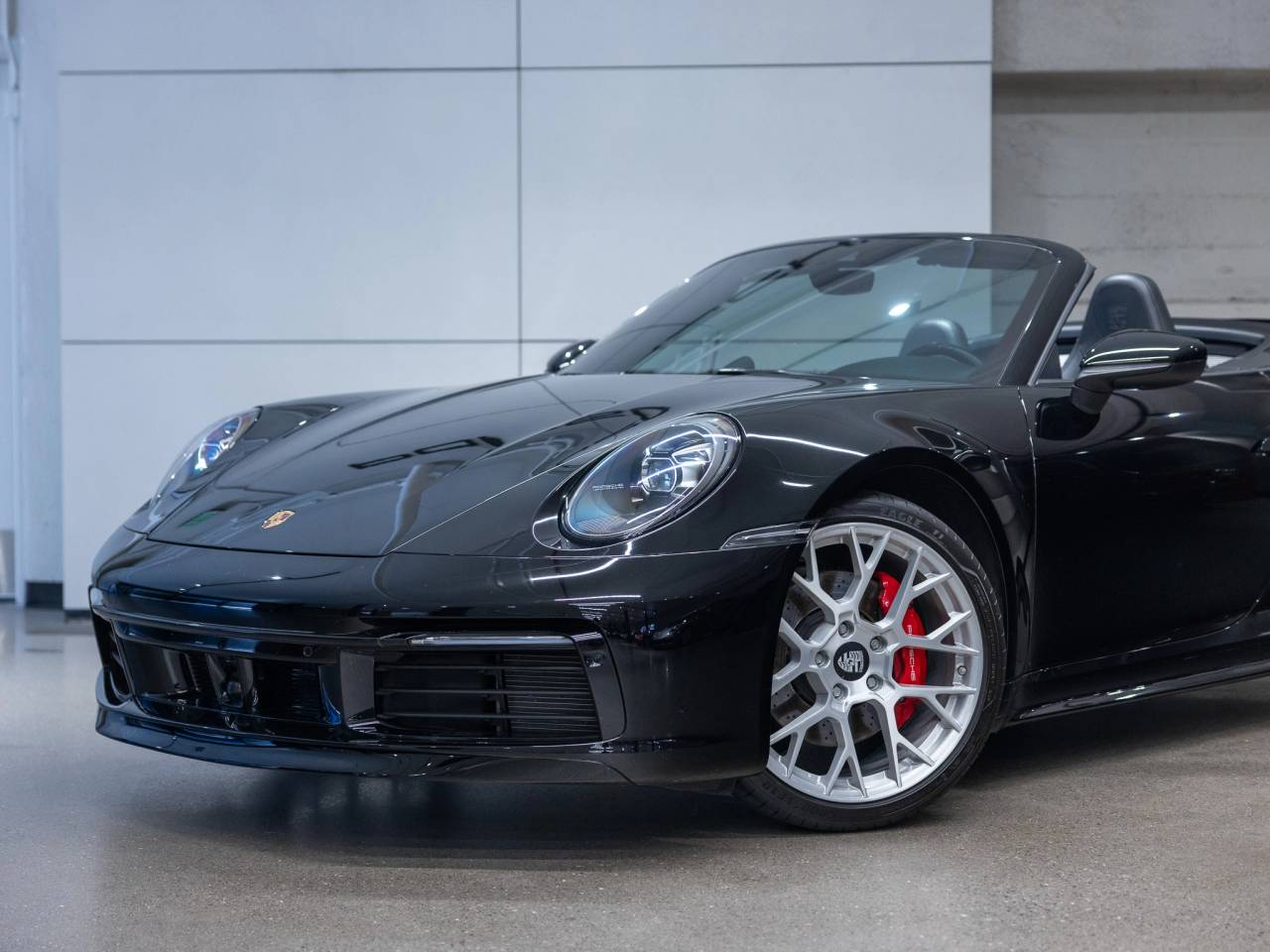 2020 Porsche 911 Carrera 4S Cabriolet