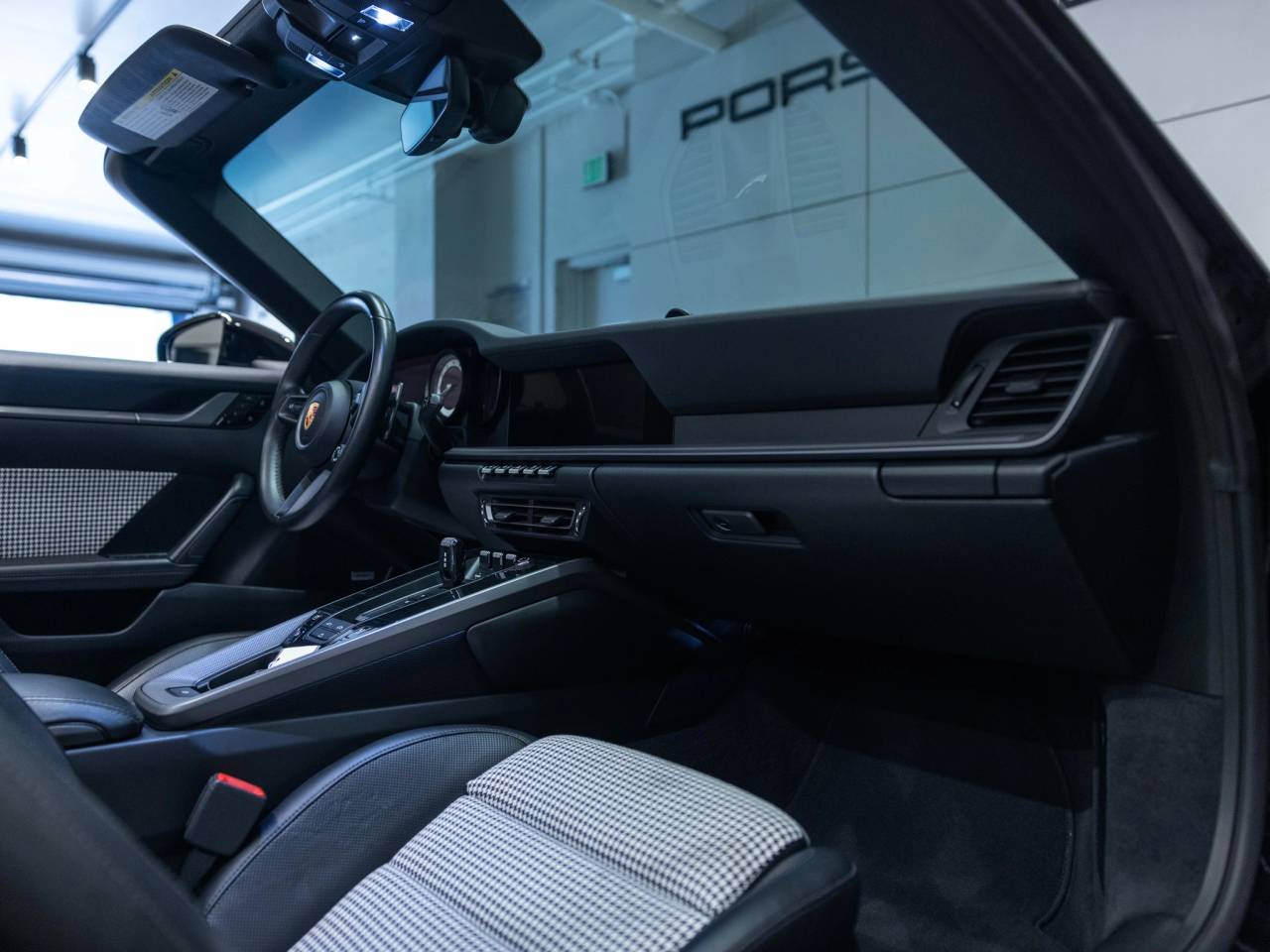 2020 Porsche 911 Carrera 4S Cabriolet