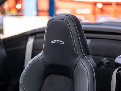 2022 Porsche 911 911 Carrera GTS Cabriolet (MY22)