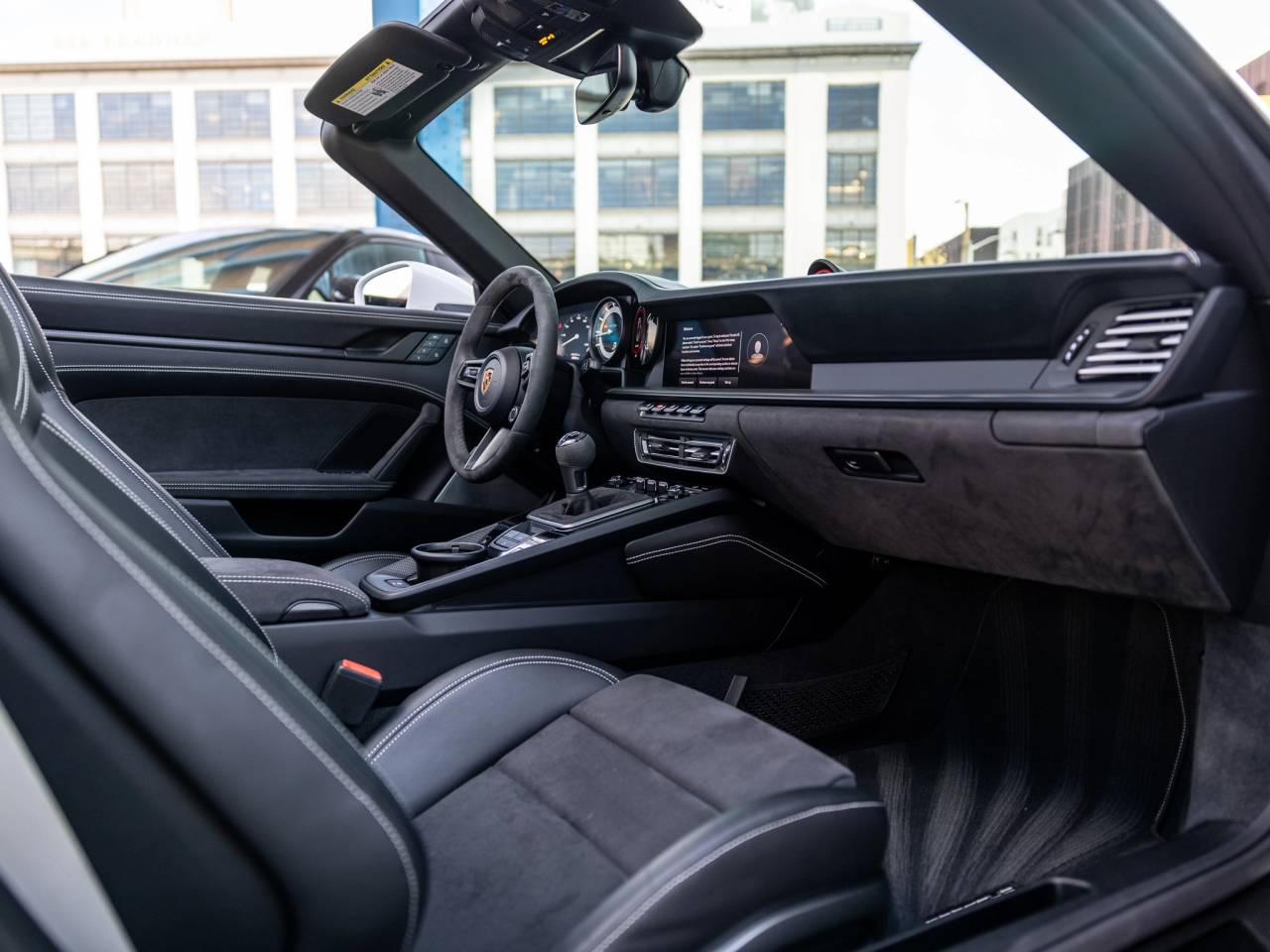 2022 Porsche 911 911 Carrera GTS Cabriolet (MY22)