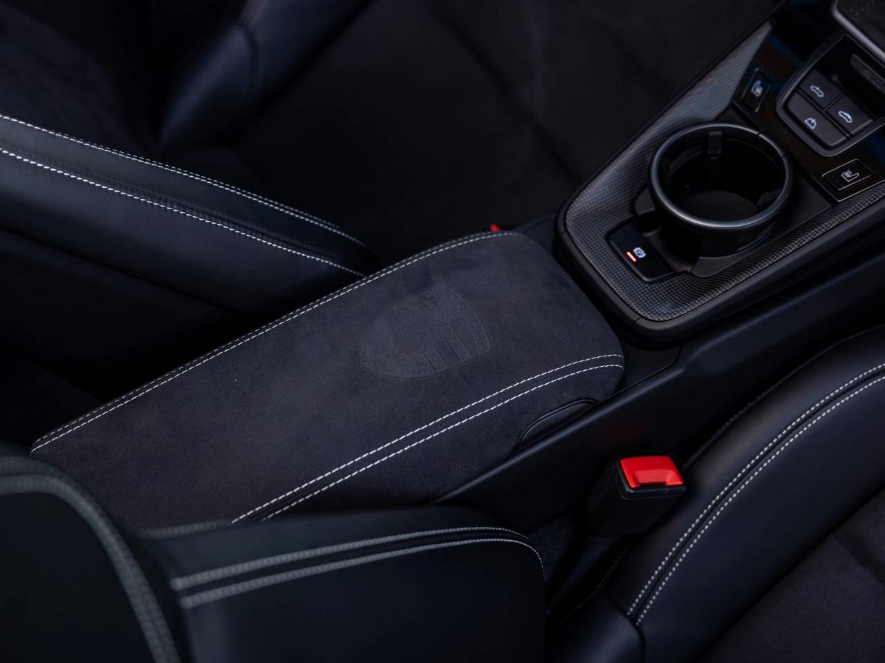 2022 Porsche 911 911 Carrera GTS Cabriolet (MY22)