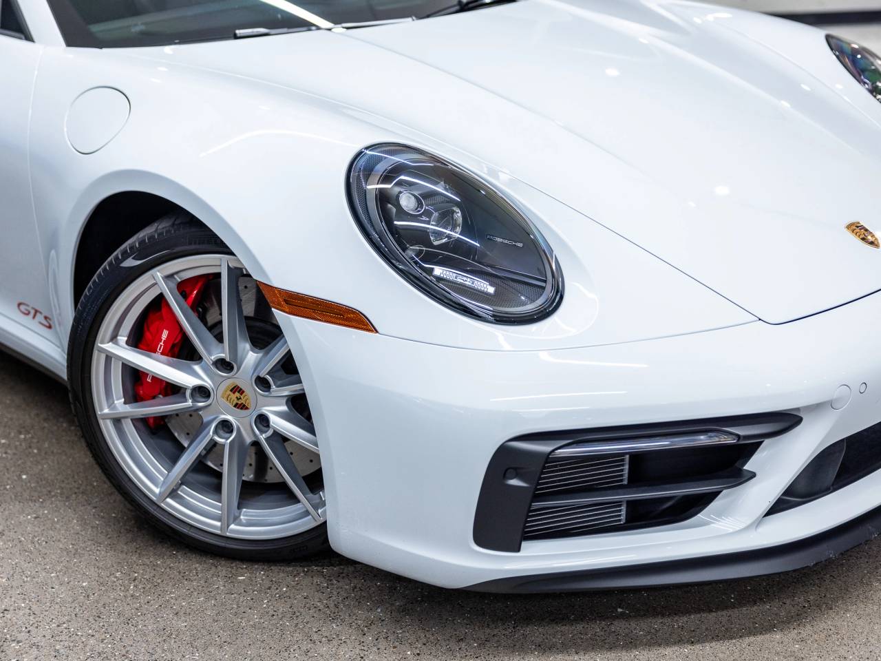 2022 Porsche 911 911 Carrera GTS Cabriolet (MY22)