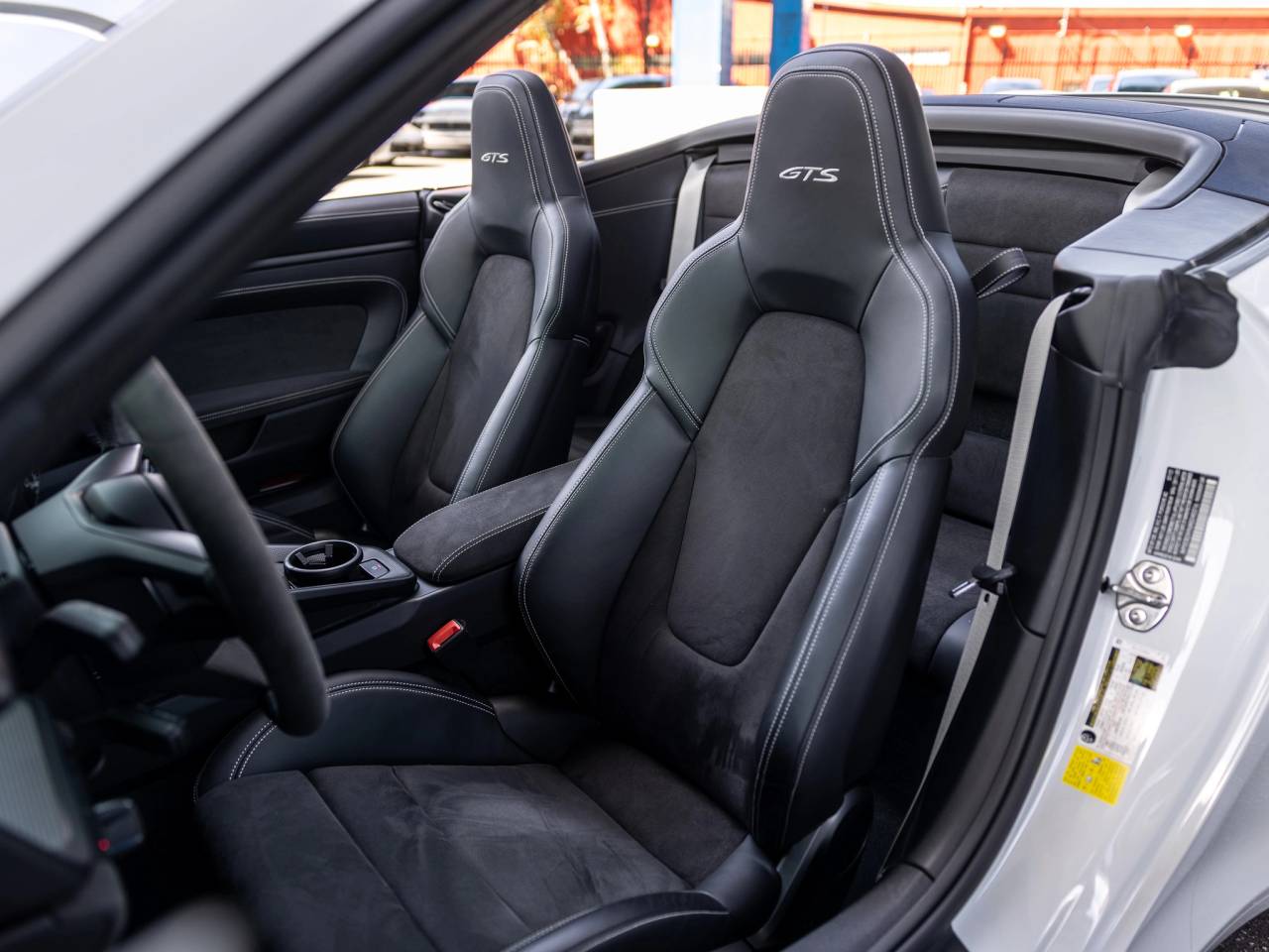 2022 Porsche 911 911 Carrera GTS Cabriolet (MY22)