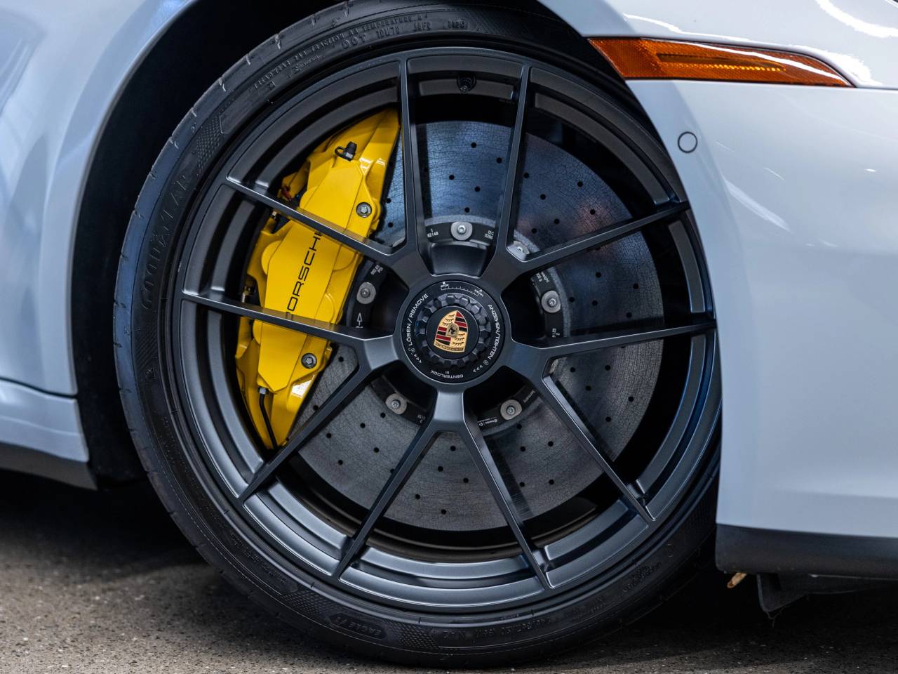 2025 Porsche 911 911 Carrera 4 GTS Cabriolet