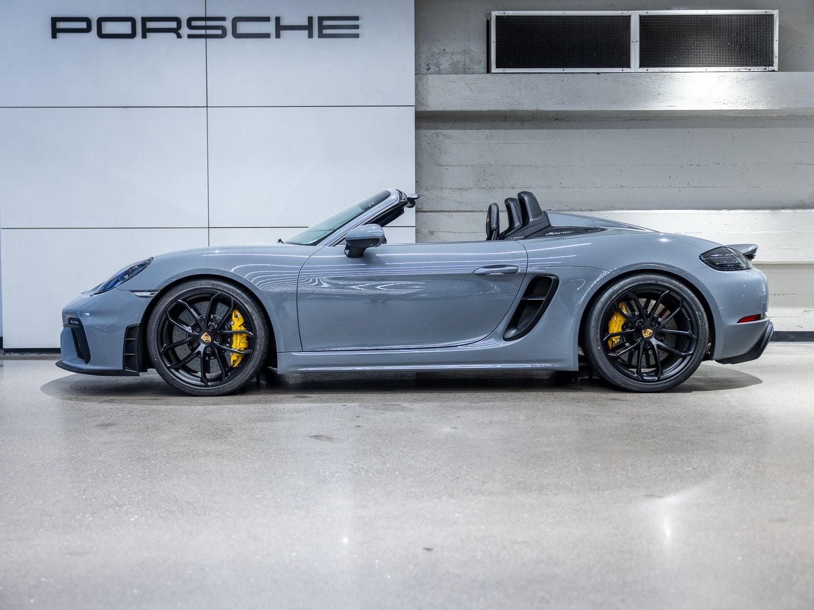 2023 Porsche 718 718 Spyder (MY23)
