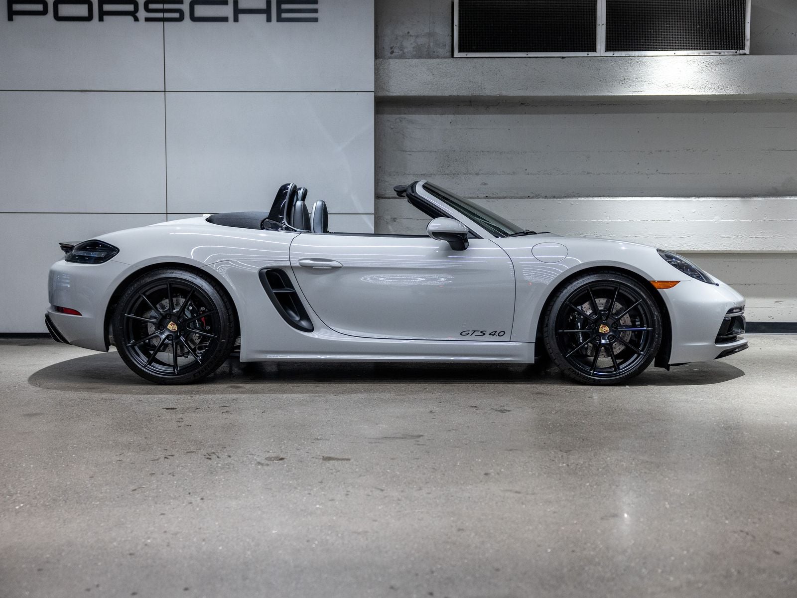 2025 Porsche 718 718 Boxster GTS 4.0