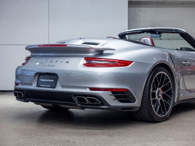 2017 Porsche 911 Turbo Cabriolet